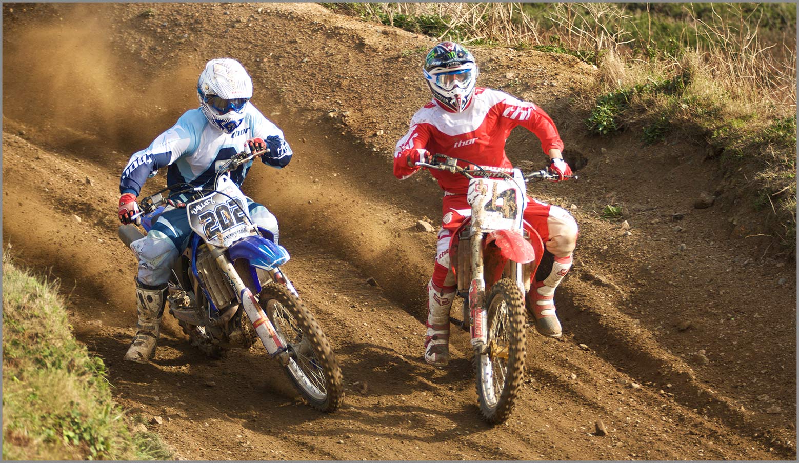 Action motor cross photograph using fast shutter speed